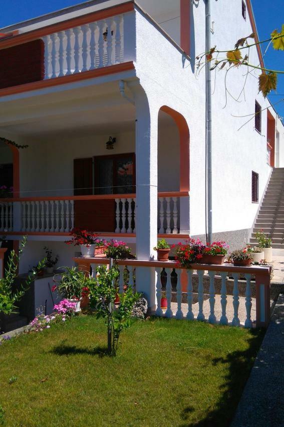 Apartmani Nimcevic Biograd Na Moru Eksteriør billede