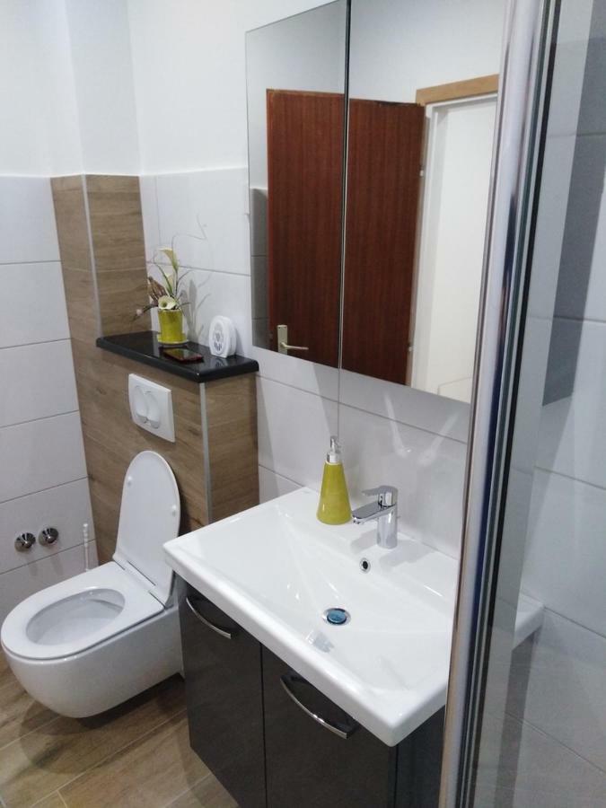 Apartmani Nimcevic Biograd Na Moru Eksteriør billede