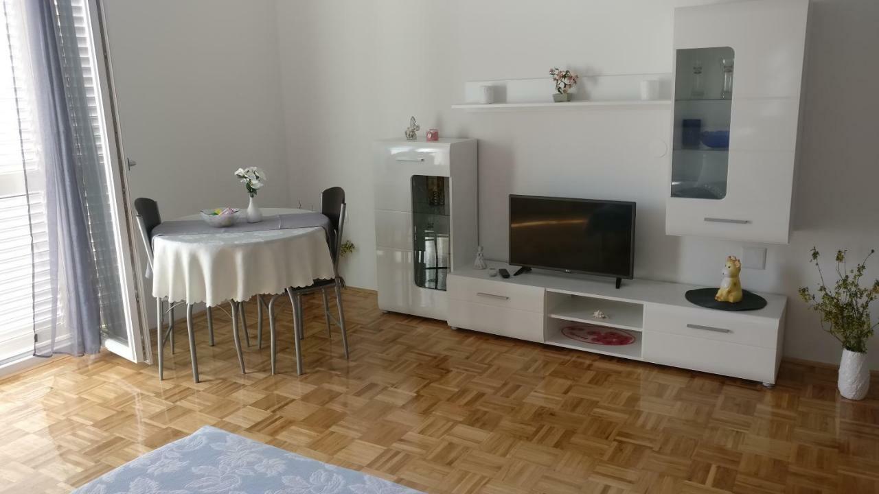 Apartmani Nimcevic Biograd Na Moru Eksteriør billede