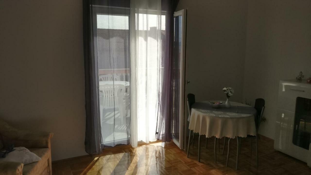 Apartmani Nimcevic Biograd Na Moru Eksteriør billede